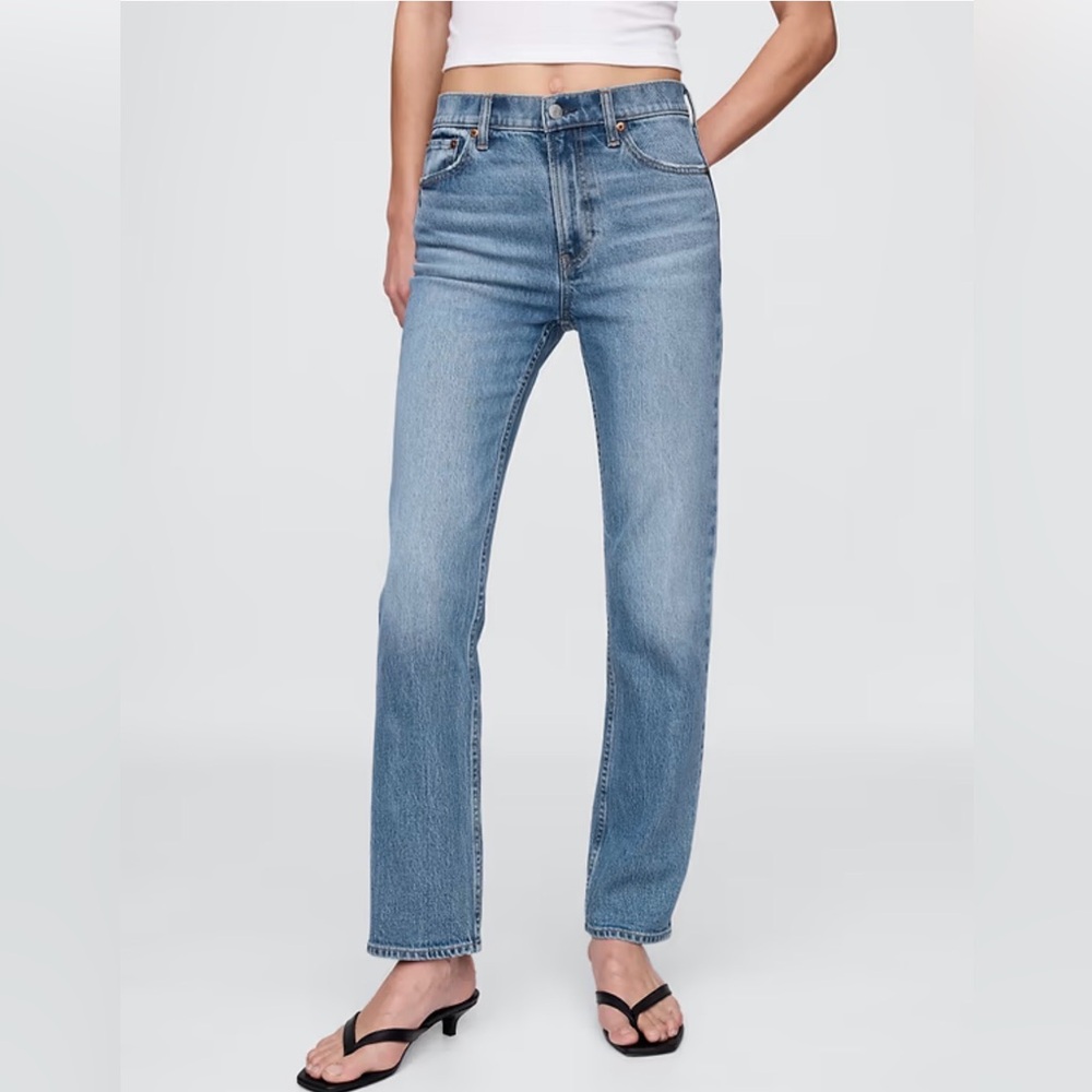 GAP Women's 90s High Rise Straight Jeans